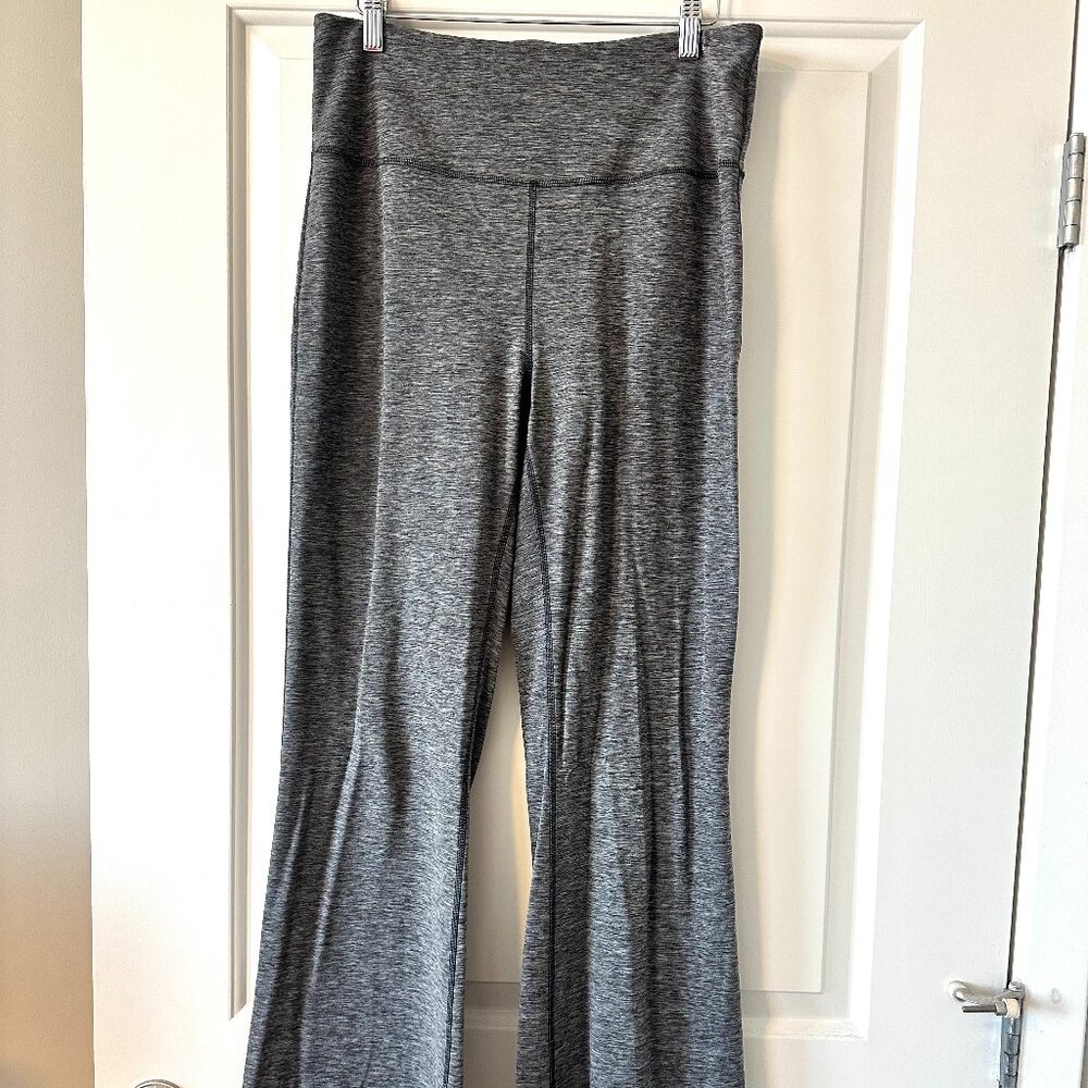 Groove Nulu High-Rise Flared Pant Regular